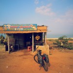 Time for snacks in front of sea