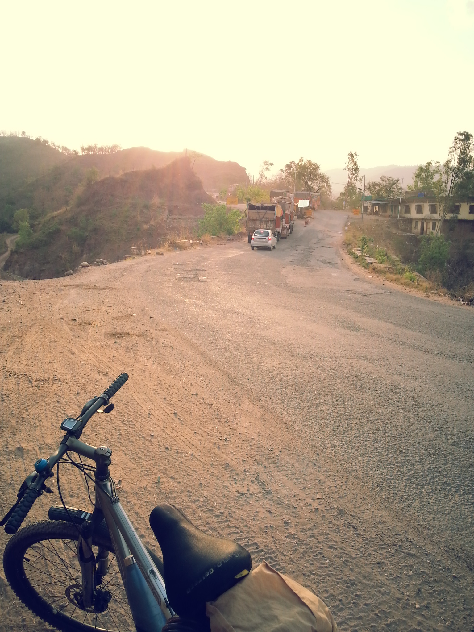 Day 71 - Kiratpur Sahib, Punjab to Bilaspur, Himachal Pradesh (Kanyakumari to Leh Cycling)