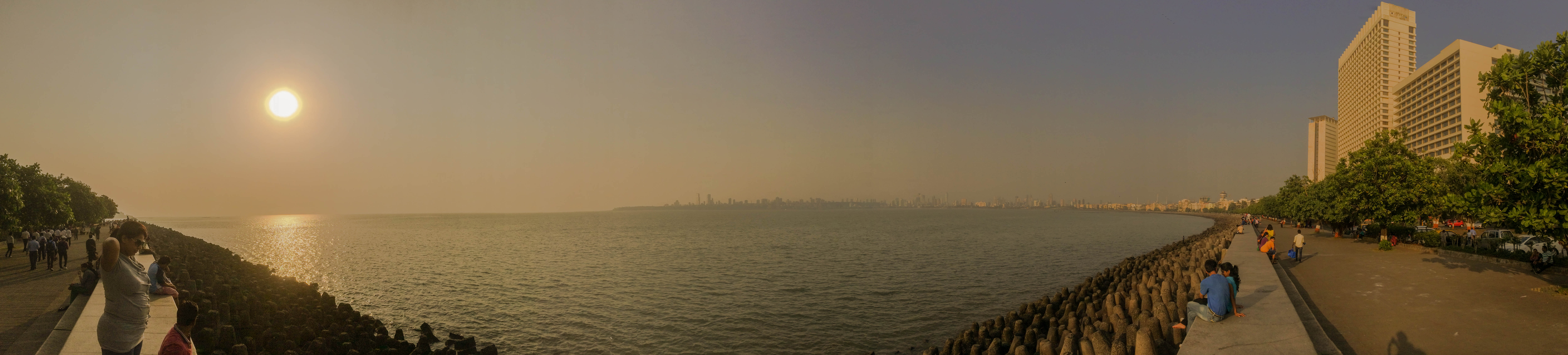 Marine Drive and Nariman Point in Mumbai