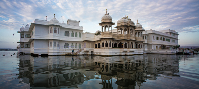 The Top Five Luxury Hotels of India