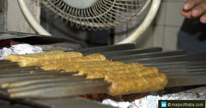 Make This Your Winter Food Spot; Kebab Around the Corner