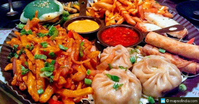 Food Served at Wood Box Café, Indirapuram Ghaziabad