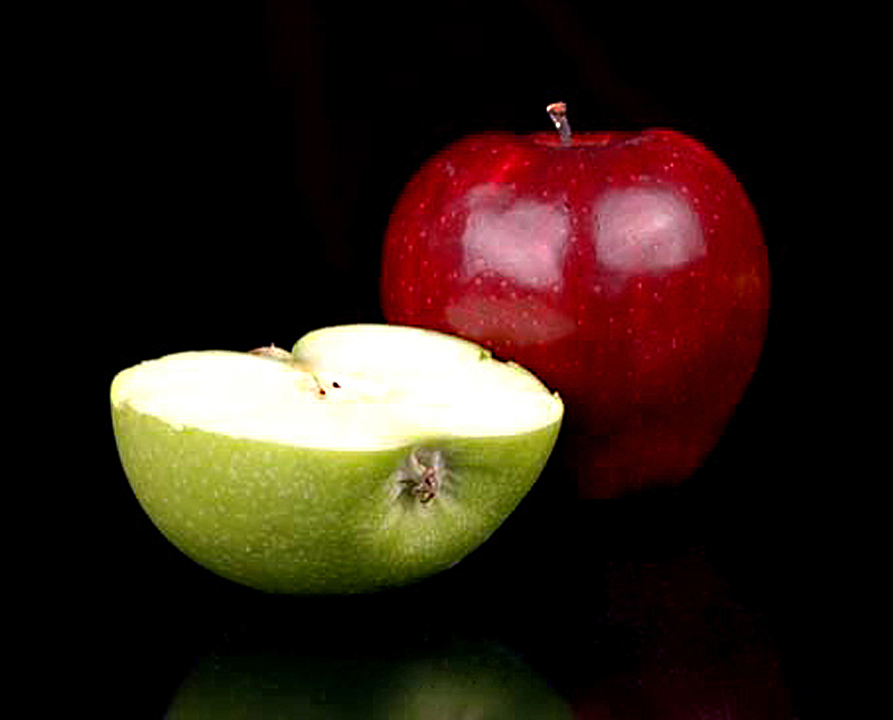 Red and Green Apples
