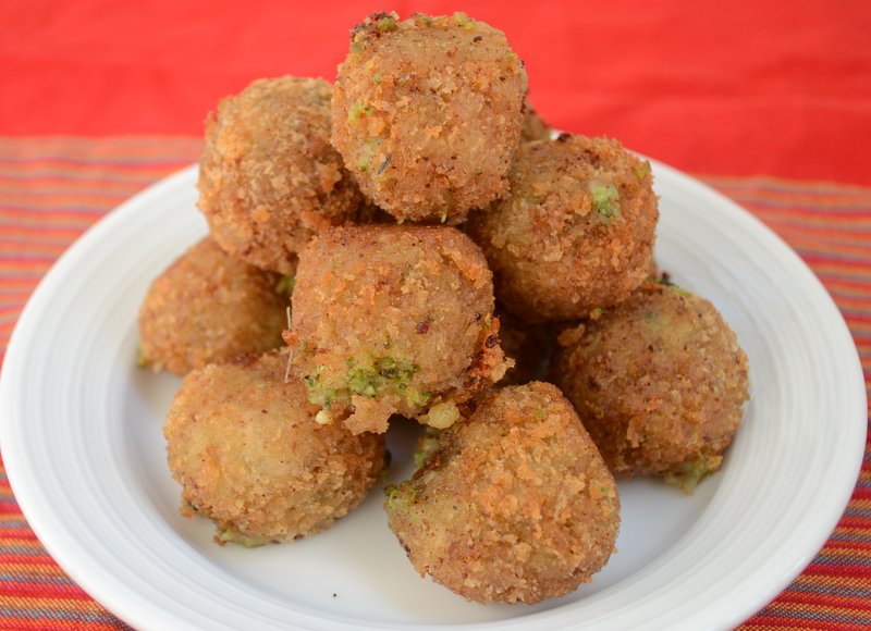 Broccoli &amp; Cheese Bites