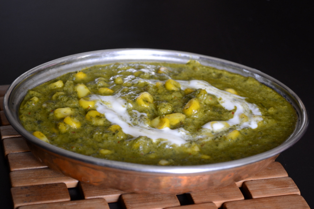 Creamy palak and Corn Curry