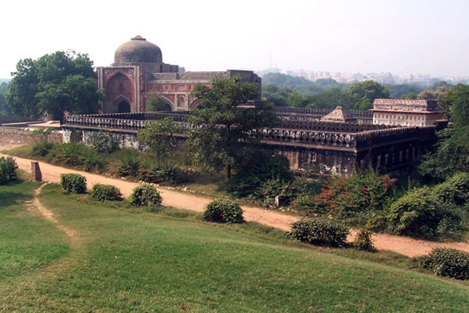 Jamali Kamali Mosque and Tomb
