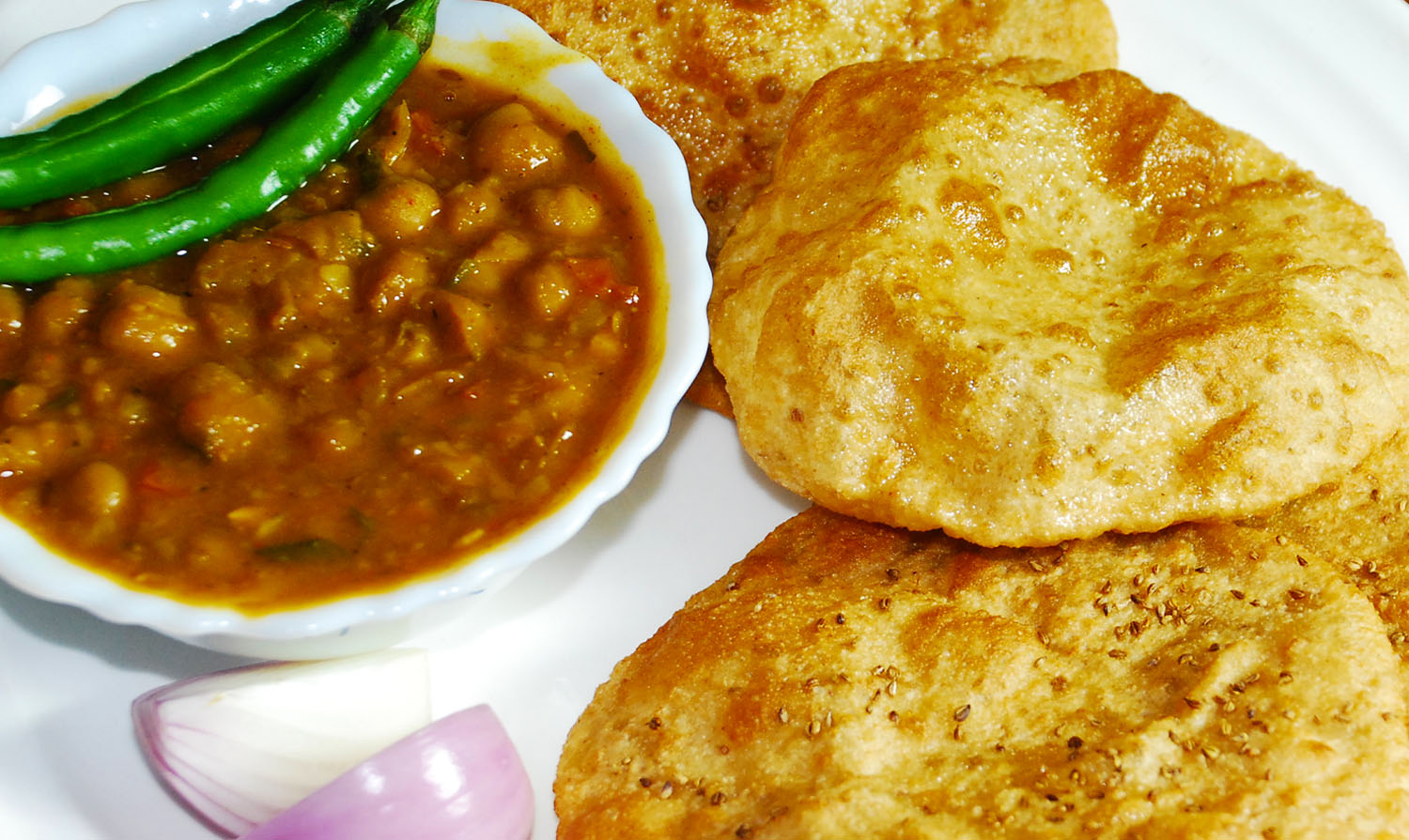 Poori with choley